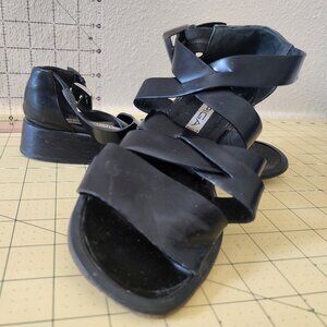 Via Spiga 8N Black Sandals